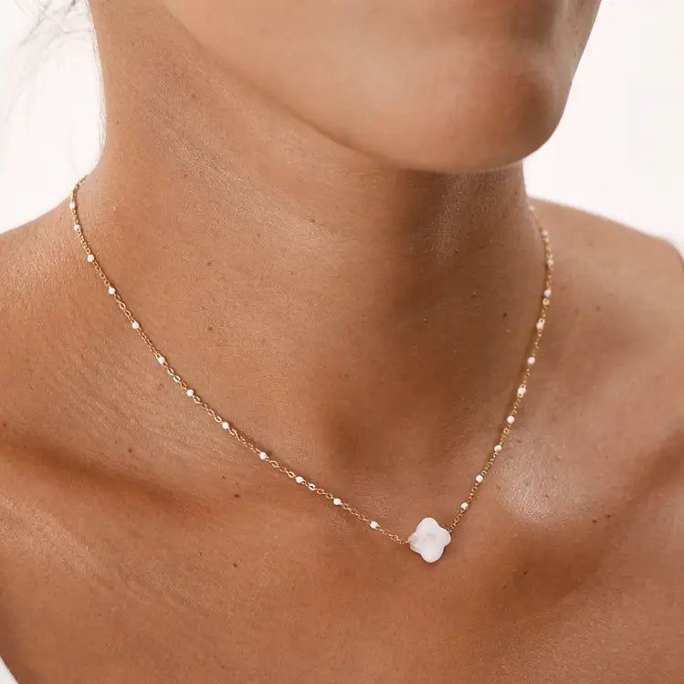 Collier Trèfle Blanc